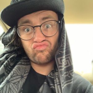 Meet your Posher, Sean